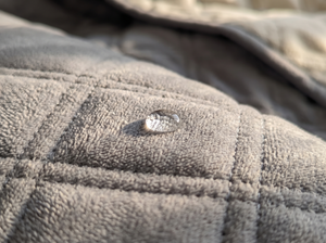 DrySpread Water Repellent Pet Blanket detail close up